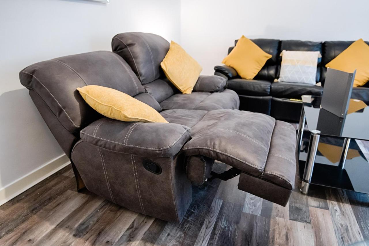 Parking, Smart Tv'S In All Rooms! Суонси Экстерьер фото