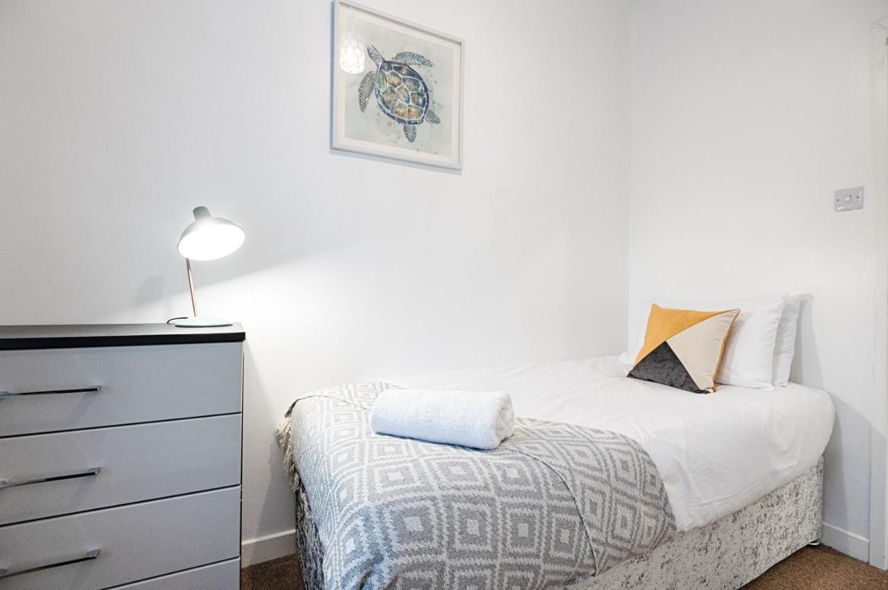 Parking, Smart Tv'S In All Rooms! Суонси Экстерьер фото
